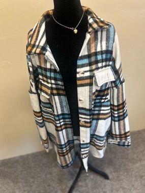 Plaid Button-Up Shacket New Never Worn or Wash Size XL Oversized Med Weight Soft